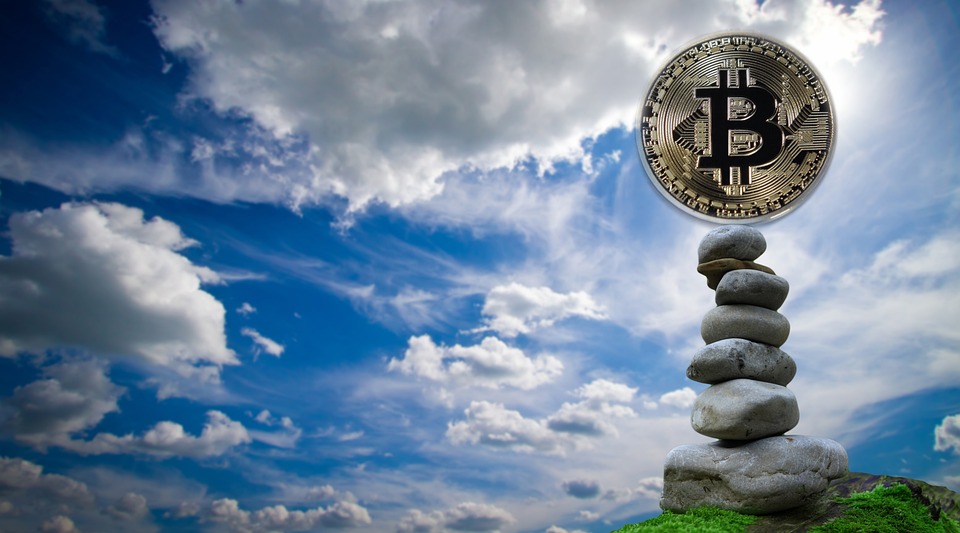 Sviluppo di applicazioni blockchain: opportunità e sfide per gli sviluppatori nel settore delle criptovalute