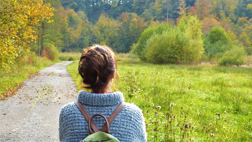 Meditazione e Nutrizione: Come la Consapevolezza Alimentare Può Trasformare la Salute